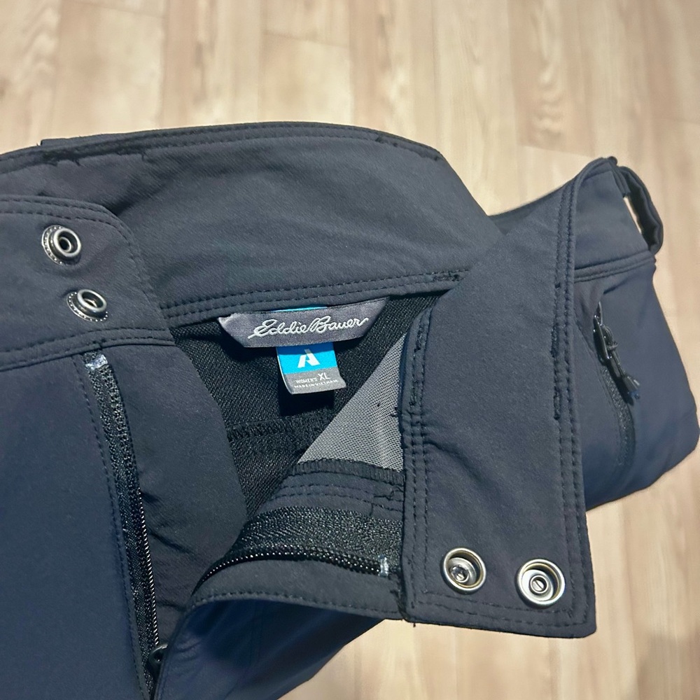 Eddie Bauer Women’s First Ascent Guide Pro Black Pants